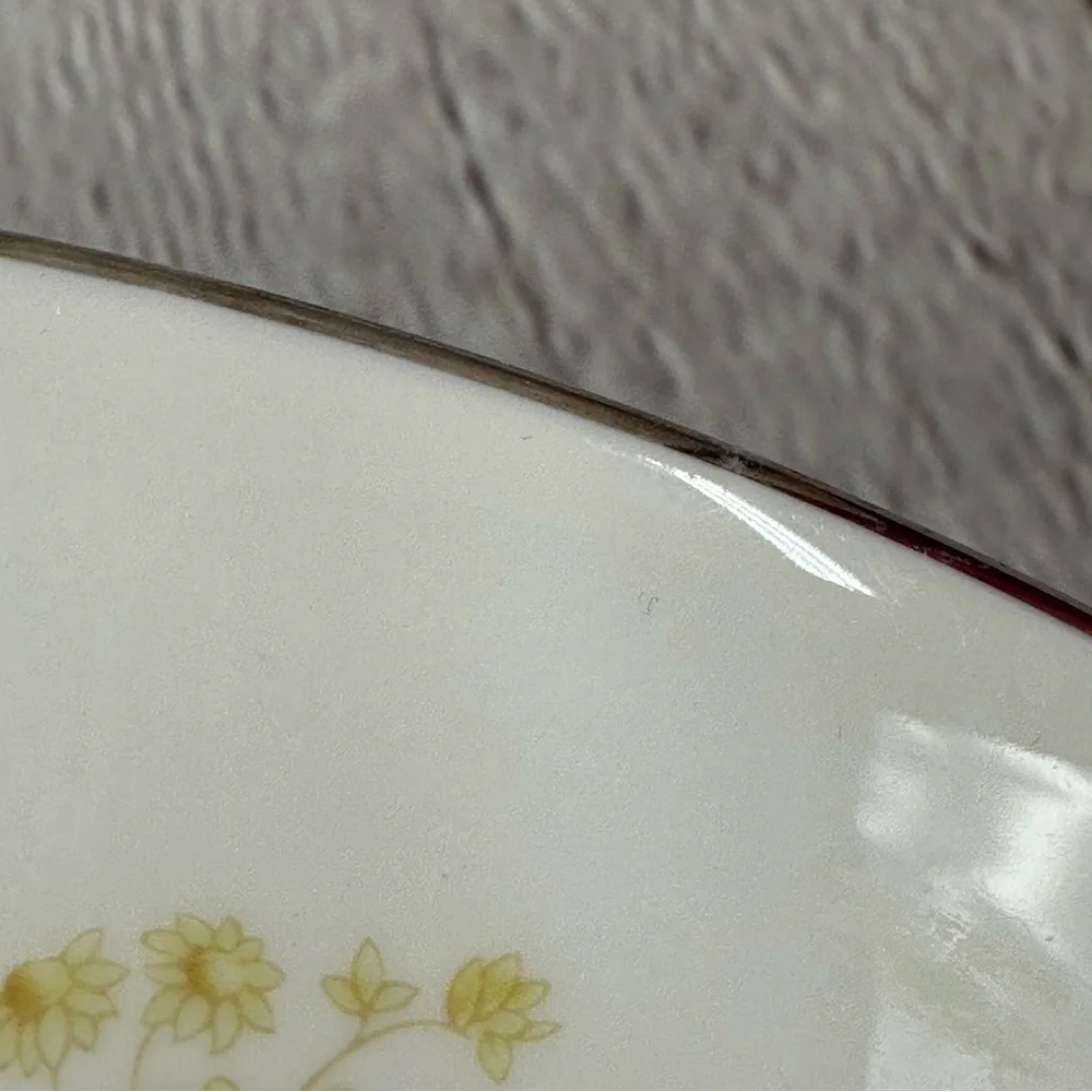 vtg 60s 70s Mimosa by Wedgwood Yellow Floral Rim, Platinum Trim Dinner Plate 2pc